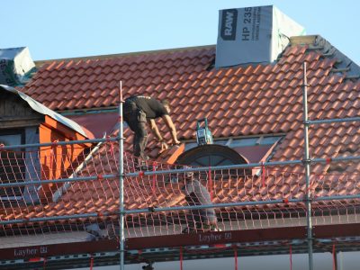 new roof lifespan in Canada