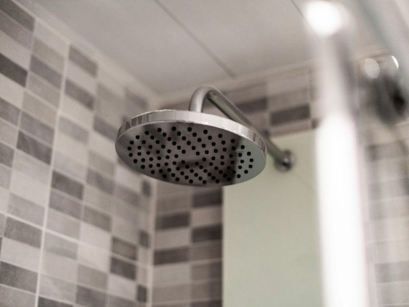 how to replace a shower head